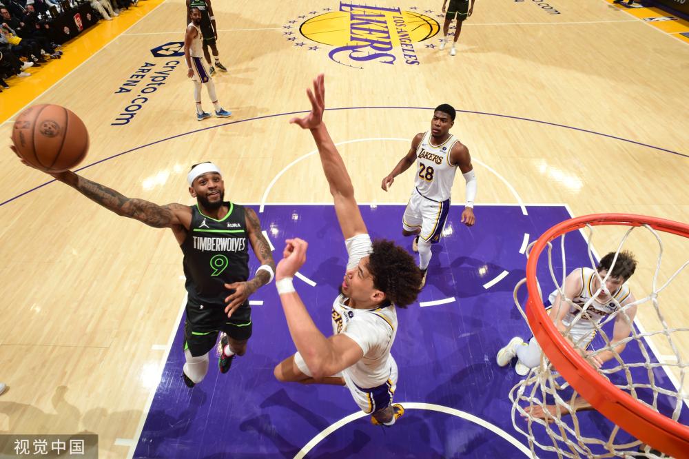 法拉利矛盾公开化！汉密尔顿怒砸法拉利无线电！瓦塞尔紧急灭火