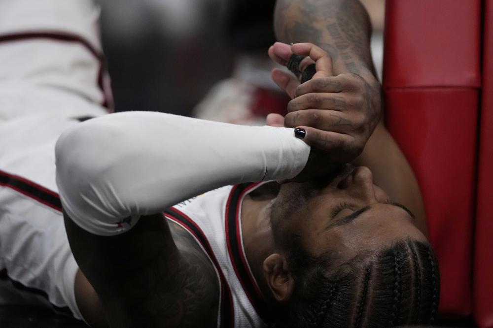 湖人G1惨败，为何一团乱麻